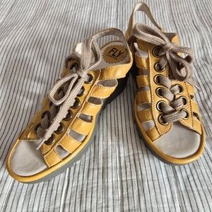 FLY London Marygold Leather Lace Open Toe Wedge Sandal Shoes Women’s EU 38 US 8